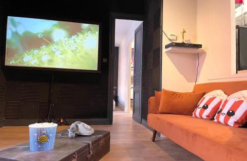 Amplepuis Apartment | Le Ciné-Club - Appartement signature