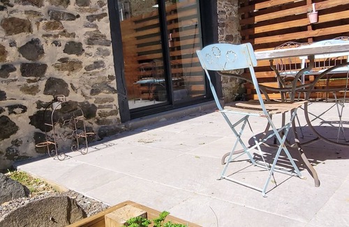 Soulages Cottage | Le Clos de la Ronzière - Authentic gîte & private spa in the heart of Cantal.