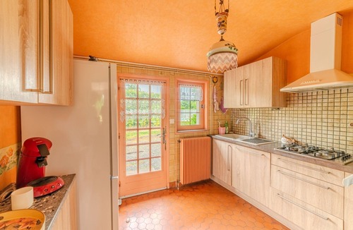 Gueugnon House | Le Clos de Villecourt - Piscine Privée