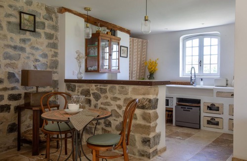 Vaison-la-Romaine Apartment | Le clos des Pigières P'tit Gîte in the countryside 2 mn from Vaison la Romaine