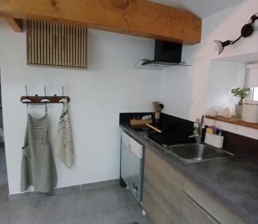 Tournon-sur-Rhone Apartment | LE CLOS FLEURY - 4 à 5 pers - Centre ville avec garage