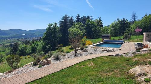 Saint-Felicien House | Le Clos Juny, Chambres d'hôtes