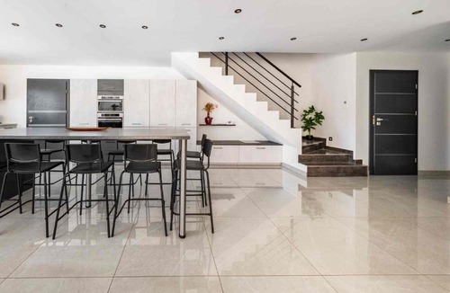 Perrigny-les-Dijon Apartment | Le Clos Perrigny - Route des Vins - Piscine