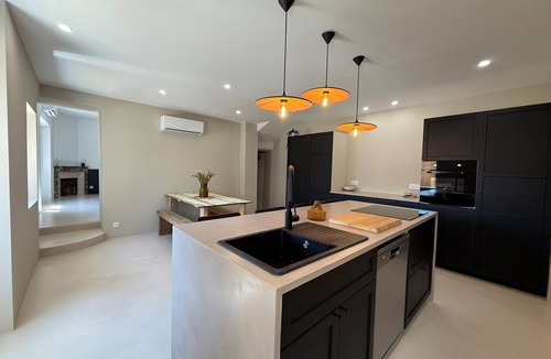 Entrechaux House | Le Clos provençal