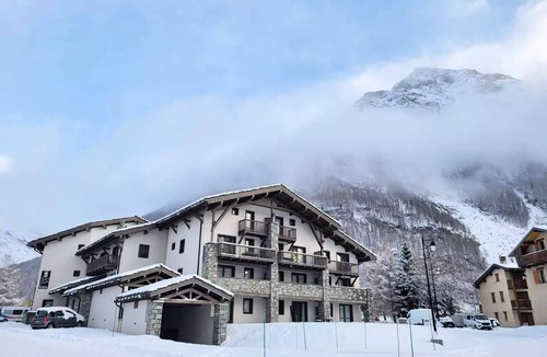 Bessans Apartment | Le Clos Vanoise Residence - 4 Rooms for 8 Persons