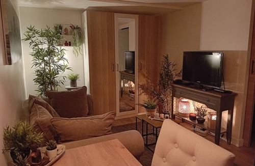 Sainte-Genevieve-des-Bois Apartment | Le Cocon Cosy is a 5-minute walk from the station.