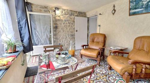 Rochecolombe Apartment | Le cocon
