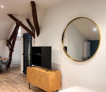 Les Gondoles Apartment | Le Cocoon Choisy-le-Roi - Wifi, Parking Gratuit, RER C