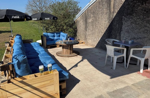 Bassigney House | Le Coin des Retrouvailles: 3* gîte for up to 16 people