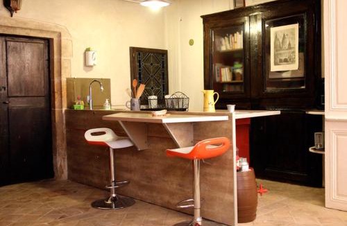 Cluny Apartment | Le Colimaçon