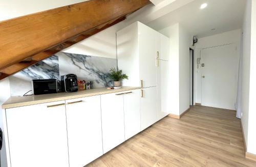 Minimes - Barriere de Paris Apartment | Le Compans: exceptionnel T5 en berges du Canal