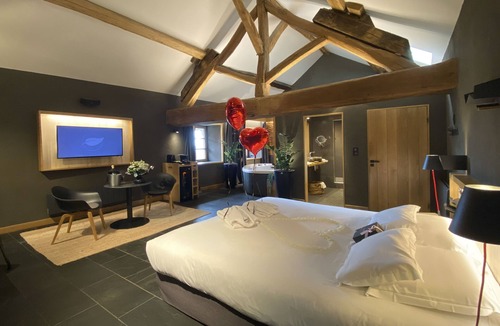 Jouey Hotel | Le Domaine des Prés Verts & Spa Vinésime