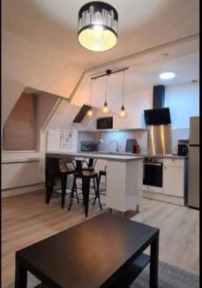 Saint-Jean-Baptiste Apartment | Le Doubs Montjoux Commerces, parkings & local vélos