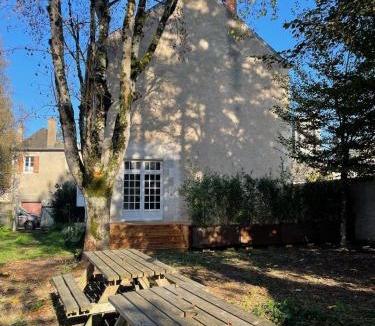 Donzy House | Le Douze, au bord de la rivière