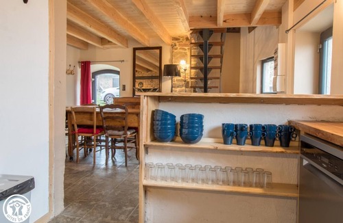 Manglieu House | Le Four à Pain - MANGLIEU