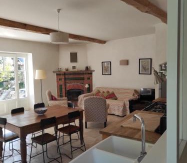 Ozenay House | Le Fournil des Jardins d'Ayaël