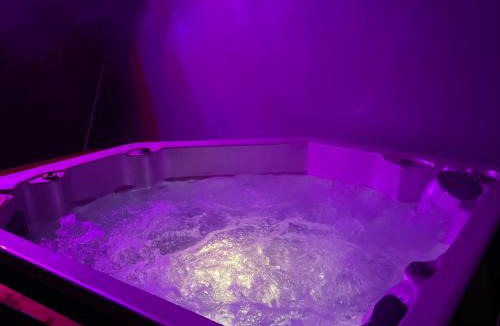 Paroisse Saint-Augustin-de-Chaux House | Le gîte du cavalier au cœur de la Forêt/jacuzzi