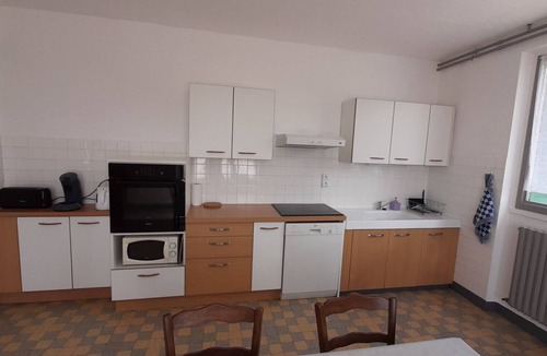 Arlay Apartment | Le Gîte de Corcelles – Spacious Ground Floor Apartment with Terrace and Parking