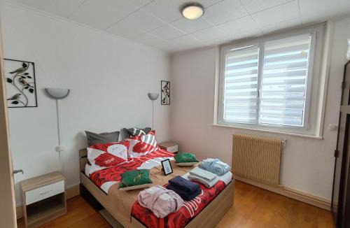 Up 1.5 Saint-Ferreol House | Le Grand Coquet chez Maguy avec 2 terrasses, jeux, barbecue et jardin