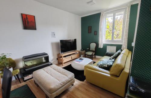 Up 1.5 Saint-Ferreol House | Le Grand Coquet chez Maguy avec 2 terrasses, jeux, barbecue et jardin