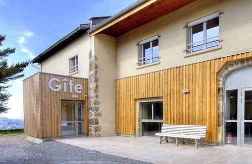 Saint-Clement-de-Vers House | Le Grand Gîte St Clément