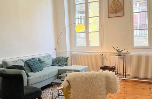 Le Puy-en-Velay Apartment | Le grand Haussmannien