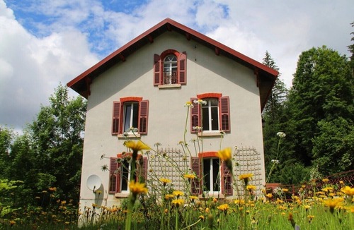Montperreux Apartment | LE GRAND TETRAS in a charming property in the heart of the Blue Spring area
