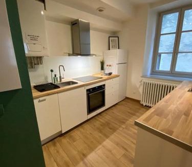 Paroisse Notre-Dame Apartment | Le Grilleton
