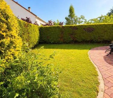 Saint-Jean-de-Beauregard House | Le Jardin de Beauregard - Maison familiale