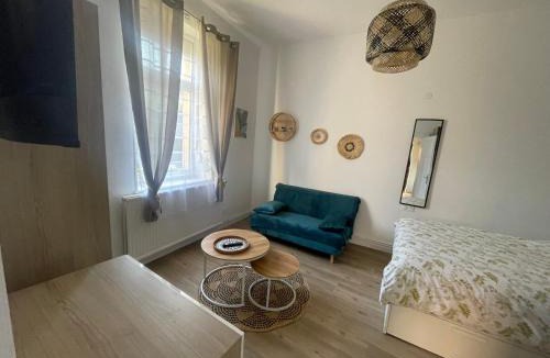 Devant-les-Ponts Apartment | Le Jardin de Phanie, le calme de la campagne en ville