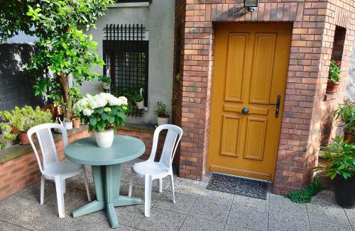 Louis Bertrand-Mirabeau-Semard Bed & Breakfast | Le Jardin Paris