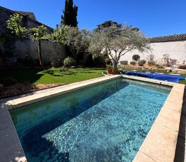 Grignan House | Le Jardin Secret
