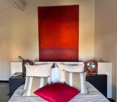 Grignan House | Le Jardin Secret