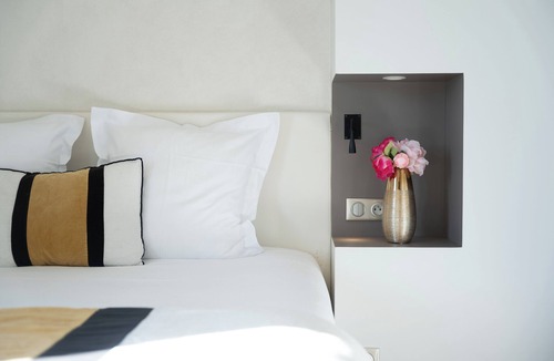 Montceau-les-Mines Hotel | Le Konine