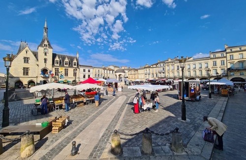 Libourne Apartment | Le Libournais - One Bedroom Apartment, Sleeps 3