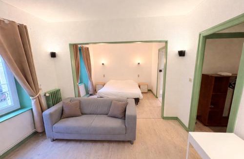 La Chaise-Dieu Hotel | Le Lion d'Or