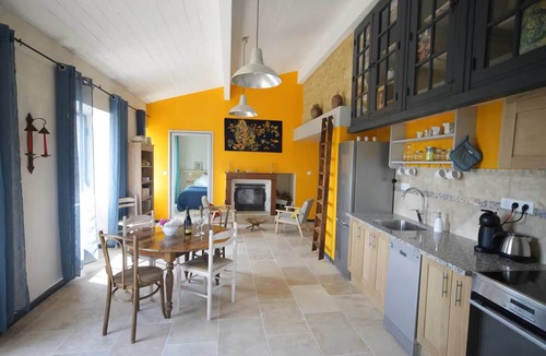 Loubejac House | Le Logis - Charming gîte with swimming pool - nature and peace