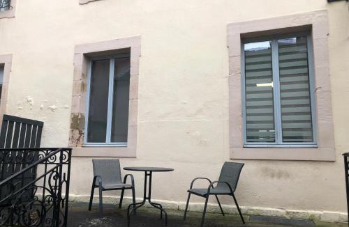 Luxeuil-les-Bains Apartment | LE LOGIS DE LA TOUR - Hébergement de charme