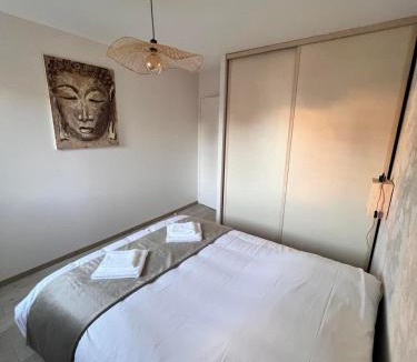 La Gare House | Le Loly