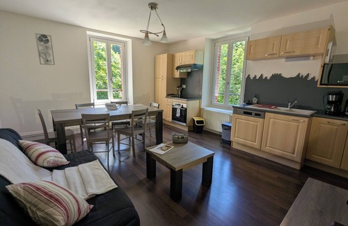Montperreux Apartment | LE LYNX in a charming property in the heart of the Source-Bleue site
