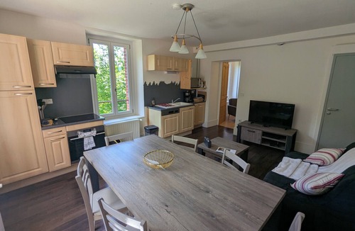 Montperreux Apartment | LE LYNX in a charming property in the heart of the Source-Bleue site
