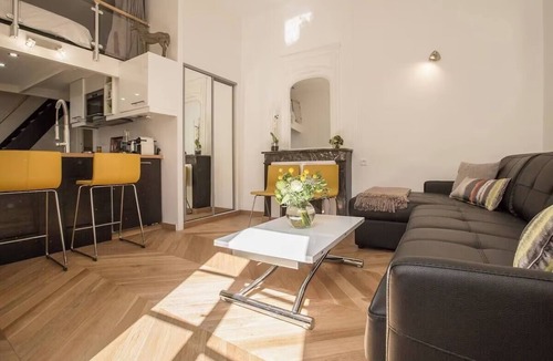 Saint-Gervais Apartment | Le Marais Elegance