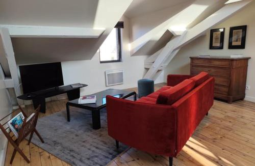 Romans-sur-Isere Apartment | le marais