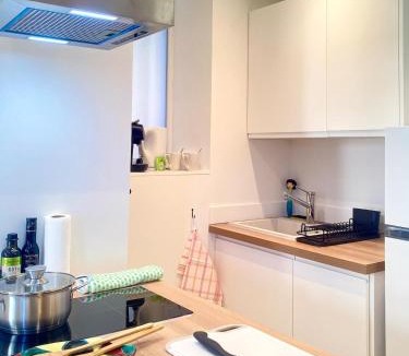 Centre Ville Apartment | Le Marcel, pretty 1 room apartment next to Antique Theater