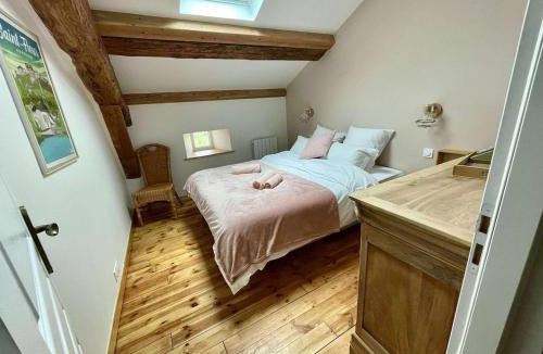 Ruynes-en-Margeride House | Le Margeride- corps de ferme - 3500m2 de terrain