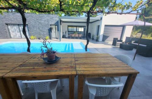 Caussade House | Le Mas De Poujoles