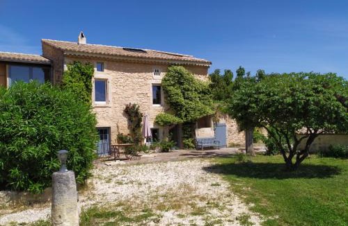 Saint-Restitut House | Le Mas Draiou - Ecogites - 2 gites et une chambre familiale - combinables 14 pers max