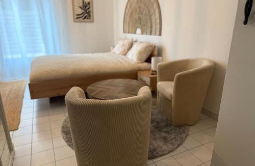 Epinay-sur-Orge Apartment | Le Matin bohème Paris- Orly- By Chozen