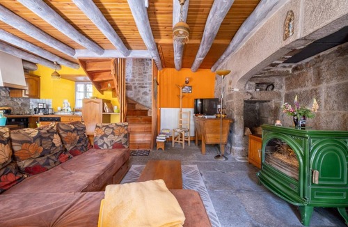 Peyre-en-Aubrac House | Le Moulin du Chambon 6/8 pers