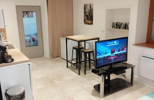 Saint-Jean-Baptiste Apartment | Le New York Bisontin 2